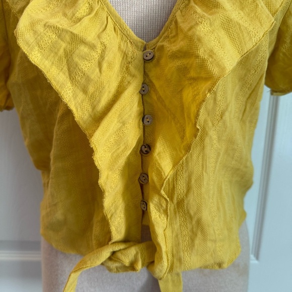 NWT Very J Ruffle Crop Top M - Picture 4 of 14